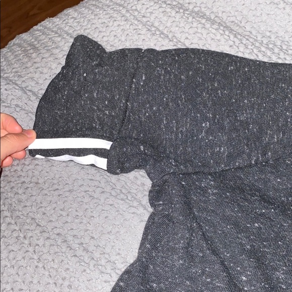 Adidas tee - Picture 4 of 5